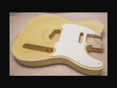 T-Style Body / Ultra Light Swamp Ash / 3 lbs. 12 oz. / Nitrocellulose 'Nicotine Blonde' / Medium Relic (#GIN-3059)