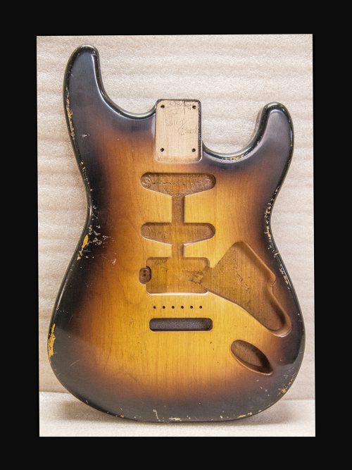 S-Style Body / Ultra Light Alder / 3 lbs. 12 oz. / SSH or SSS / Nitrocellulose 'Chocolate-Burst' / Med. Relic (#GIN-3080) - Image 4