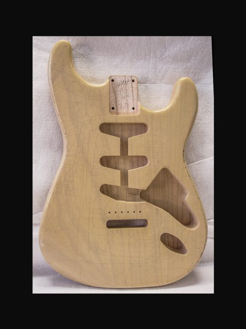 S-Style Body / Ultra Light Swamp Ash / 3 lbs. 4 oz. / Nitrocellulose 'Blonde' / Med. Relic (#GIN-3088-F) - Image 4