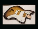 Jazz-Style Body / Lightweight Alder / 3 lbs. 10 oz. / Nitrocellulose '2-Tone Sunburst' / Med. - Light Relic (#GIN-3121) (S)