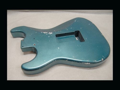 S-Style Body / Alder / 3 lbs. 13 oz. / Nitrocellulose 'Ocean Turquoise' / Med.- Light Relic (#GIN-3124) - Image 6