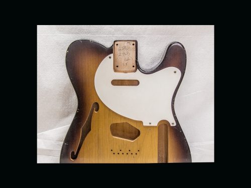 T Style Hollow Hybrid Body / Alder / 3 lbs. 7 oz. / Nitrocellulose 'Chocolate Burst' / w- Pickguard- Light Relic (#GIN-3152) - Image 4