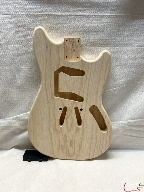 Stang-Style Body / 1 pc. Ultra Light Swamp Ash / 3 lbs. 0 oz. (#GIN-3165)