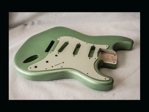 S-Style Body / Alder / 4 lbs. 2 oz. / Nitrocellulose 'Avocado Mist' / Med-Light Relic (#GIN-3147)