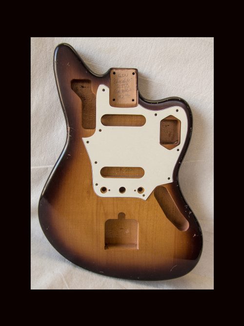 Jag-Style Body / Alder / 4 lbs. 2 oz. / Nitrocellulose "Chocolate Burst" / Light Relic (#GIN-3178)