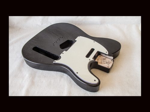 T-Style Body / 1 Piece Ultra Light Swamp Ash / 3 lbs. 11 oz. / Nitrocellulose 'TruGrain Black' / Closet Clean (#GIN-3181) - Image 3