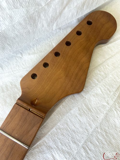 S-Style Replacement Neck / 1 pc. Roasted Maple / Flame Maple Skunk Stripe / Classic C / Satin (#GIN-3259) - Image 3