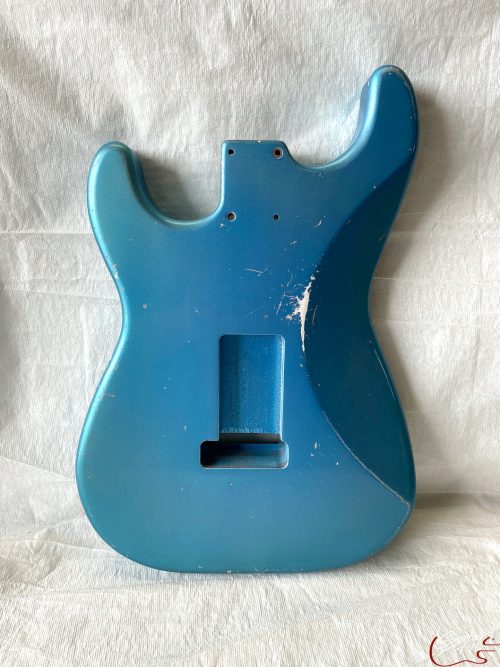 S-Style Body / Alder / 4 lbs. 6 oz. / Nitrocellulose 'Aged Lake Placid Blue' / Med Relic (#GIN-3269) - Image 4