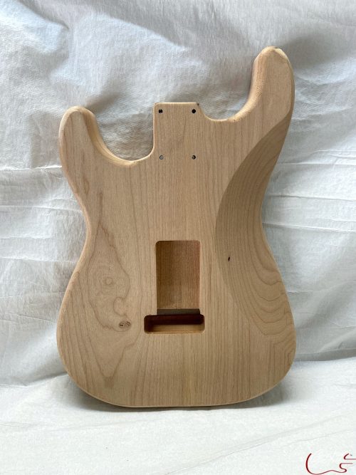 S-Style Body / 2 pc. Ultra Light Alder / 4 lbs. 1 oz. (#GIN-3277) - Image 2