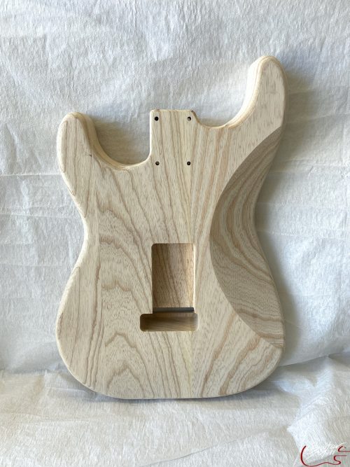 S-Style Body / Ultra Light Swamp Ash / 3 lbs. 9 oz. (#GIN-3307) - Image 2