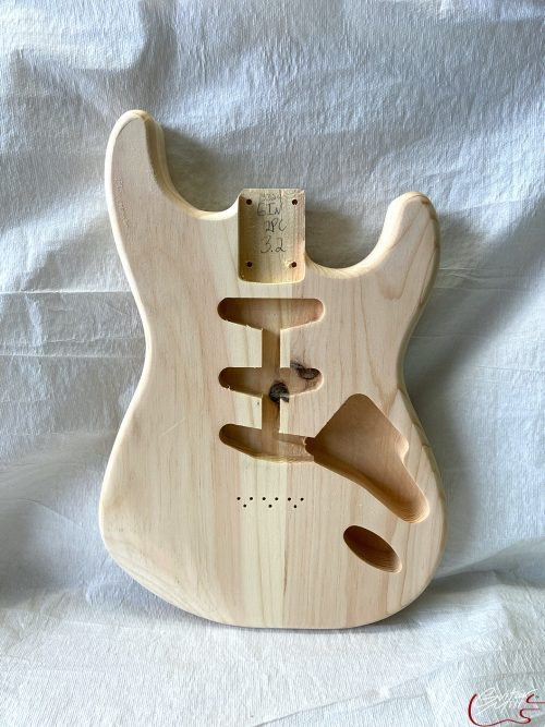 S-Style Hardtail Body / 2 pc. Ultra Light Pine / 3 lbs. 2 oz. (#GIN-3324)
