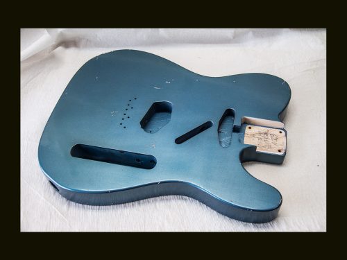 T-Style Body / Swamp Ash / 4 lbs. 5 oz. / Nitrocellulose 'Deep Lake Placid Blue' / Light Relic (#GIN-3328) - Image 3