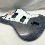 Jazz-Style Body / Swamp Ash / 4 lbs. 9 oz. / Nitrocellulose Holo Flake / Uni-Rout / Light Relic (#GIN-3340)