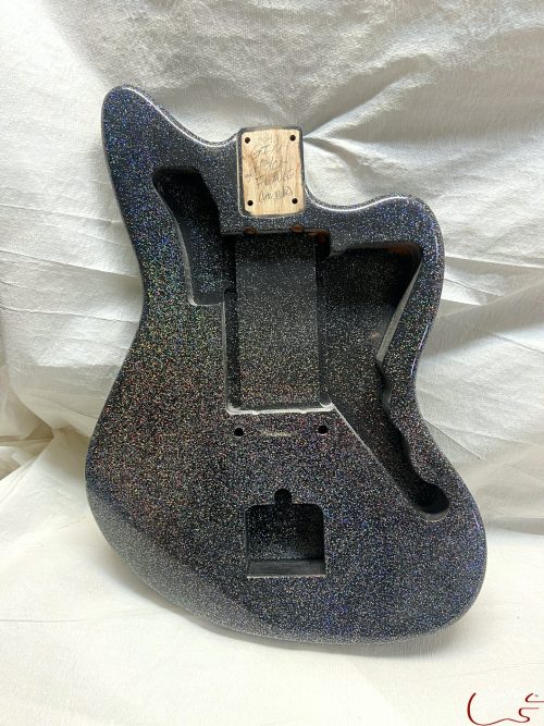 Jazz-Style Body / Swamp Ash / 4 lbs. 9 oz. / Nitrocellulose Holo Flake / Uni-Rout / Light Relic (#GIN-3340) - Image 3