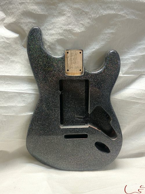 S-Style Body / Ultra Light Swamp Ash / 3 lbs. 14 oz. / Nitrocellulose Holo Flake / Uni-Rout / Light Relic (#GIN-3341) - Image 3