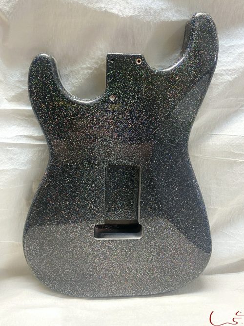S-Style Body / Ultra Light Swamp Ash / 3 lbs. 14 oz. / Nitrocellulose Holo Flake / Uni-Rout / Light Relic (#GIN-3341) - Image 4