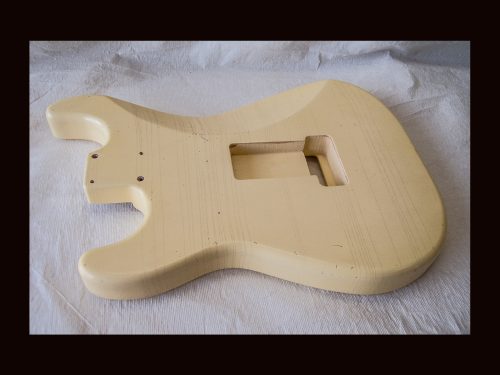 S-Style Body / Alder / 4 lbs. 5 oz. / Nitrocellulose 'Vintage White' / Light Relic (#GIN-3353) - Image 5