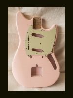 Stang-Style Body / Ultra Light Alder / 3 lbs. 13 oz. / Nitrocellulose "Shell Pink" / Light-Med Relic (#GIN-3344)