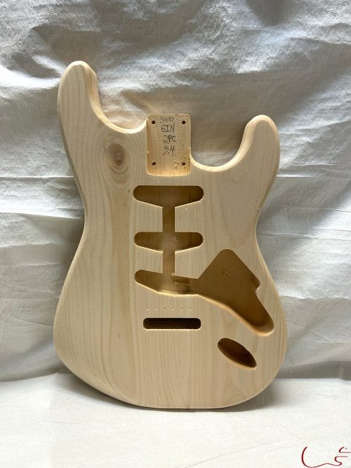 S-Style Body / 2 pc. Ultra Light Pine / 3 lbs. 4 oz. (#GIN-3400)