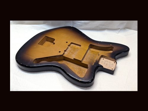 Jazz-Style Body / Alder / 4 lbs. 1 oz. / Nitrocellulose 'Chocolate Burst' / Light-Med. Relic (#GIN-3433) - Image 4