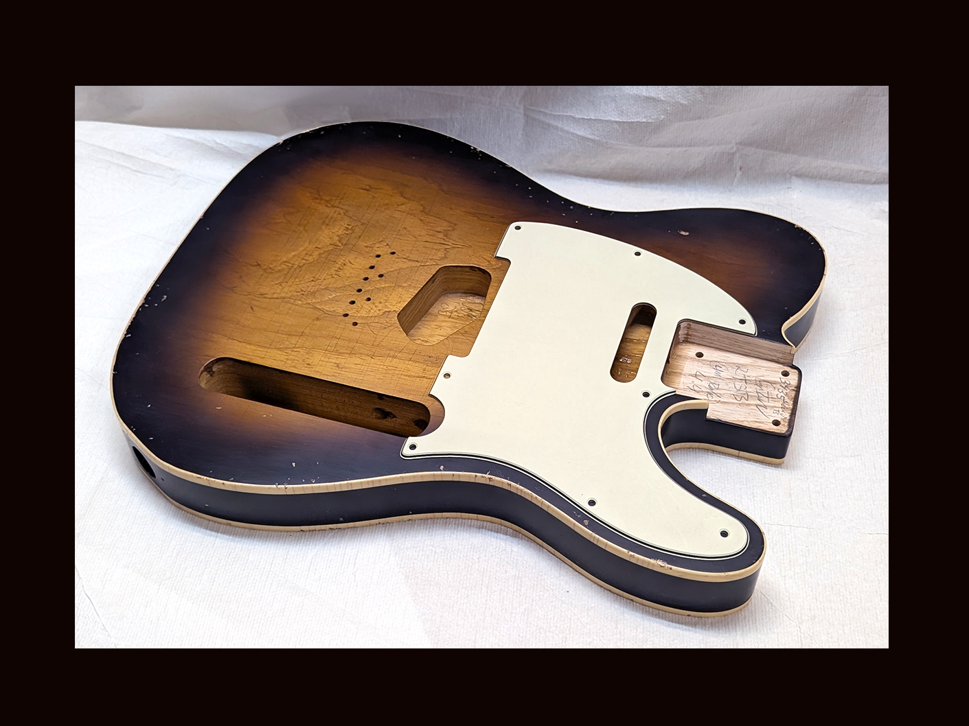 T-Style Body /Swamp Ash / 4 lbs. 4 oz. / Nitrocellulose 'Chocolate
