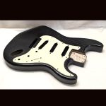 S-Style Body /Ultra Light Swamp Ash / 3 lbs. 5 oz. / Nitrocellulose 'TruGrain™ 'Black' / Closet Clean (#GIN-3438)