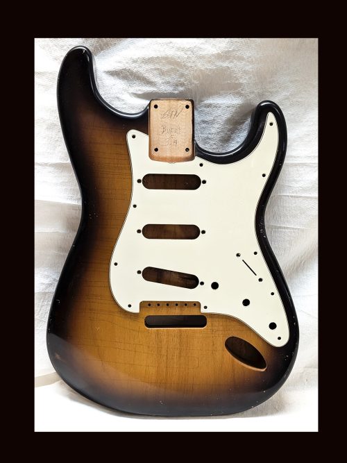 S-Style Body / Alder / 3 lbs. 14 oz. / Nitrocellulose 'Chocolate-Burst' / Light Relic (#GIN-3443)