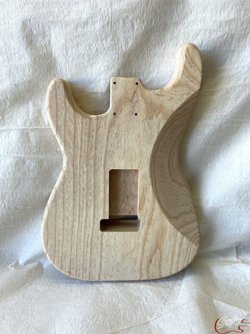 S-Style Body / 1 pc. Ultra Light Swamp Ash / 3 lbs. 7 oz. (#GIN-3471) - Image 2