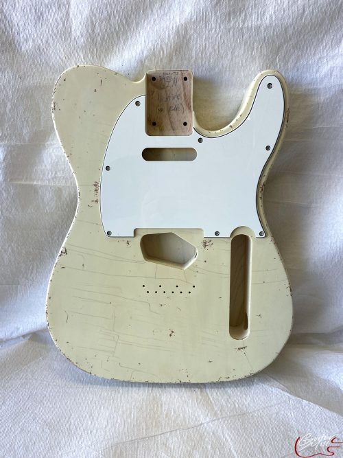 T-Style Body / Light Swamp Ash / 4 lbs. 1 oz. / Nitrocellulose 'Nicotine Blonde' / Med-Heavy Relic (#GIN-3485)