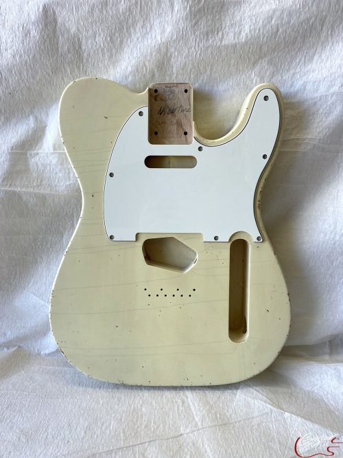T-Style Body / Swamp Ash / 4 lbs. 8 oz. / Nitrocellulose 'Nicotine Blonde' / Light-Med Relic (#GIN-3486)