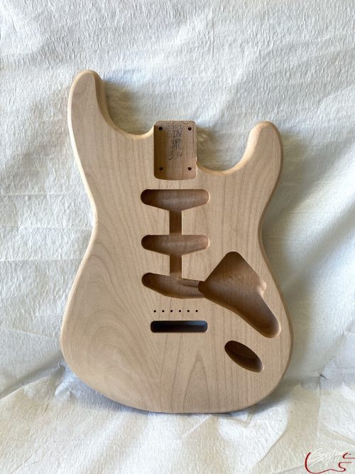 S-Style Body / Ultra Light Alder / 3 lbs. 14 oz. (#GIN-3501)