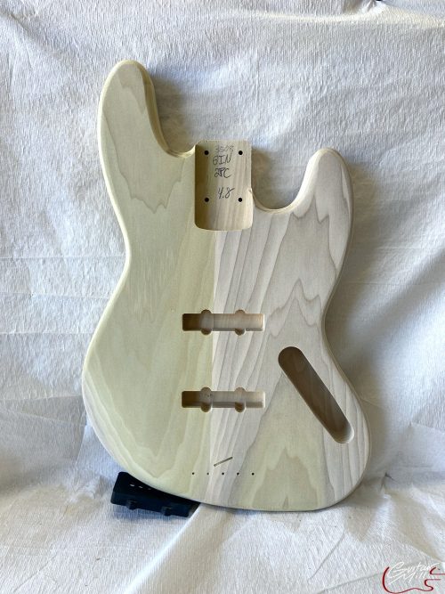 '60s J-Style Bass Body / 2 pc. Poplar (#GIN-3508)