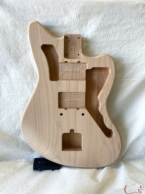Jazz-Style Body / 2 pc. Ultra Light Alder / 4 lbs. 1 oz. (#GIN-3513)