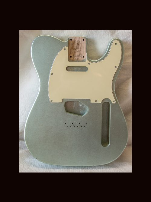 T-Style Body / Swamp Ash / 3 lbs. 12 oz. / Nitrocellulose 'Firemist Silver' / Light Relic (#GIN-3539)