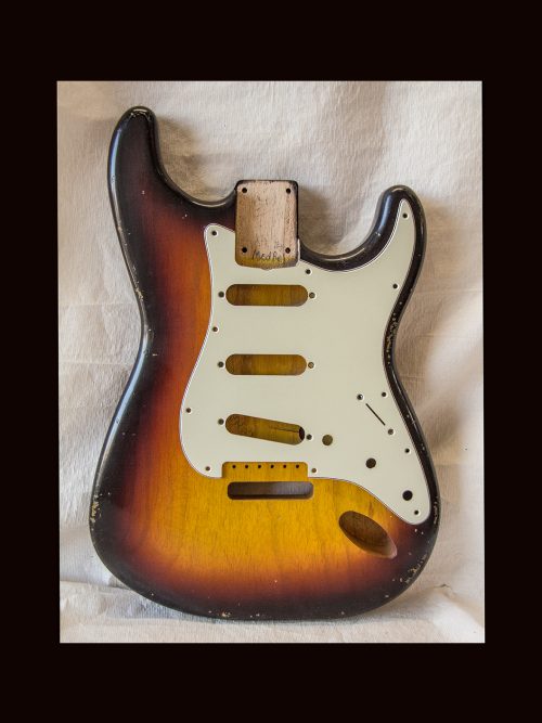 S-Style Body / 1 Piece Ultra Light Swamp Ash / 2 lbs. 14 oz. / Nitrocellulose '3 Tone Burst' / Med. Relic (#GIN-3531)
