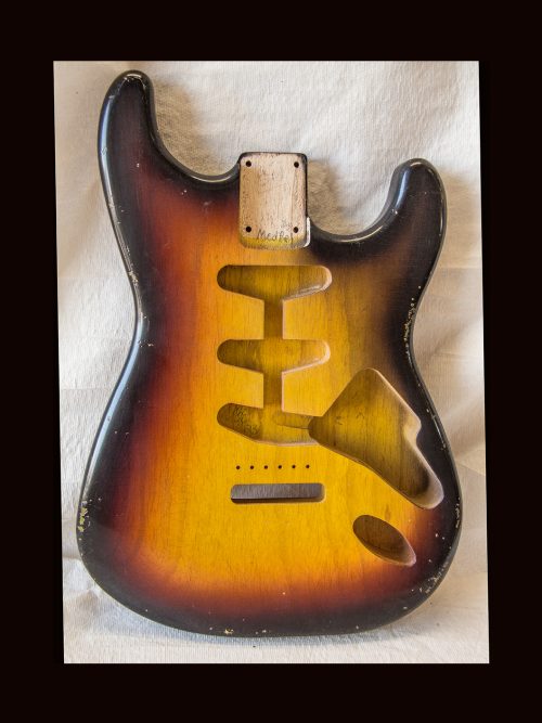S-Style Body / 1 Piece Ultra Light Swamp Ash / 2 lbs. 14 oz. / Nitrocellulose '3 Tone Burst' / Med. Relic (#GIN-3531) - Image 4