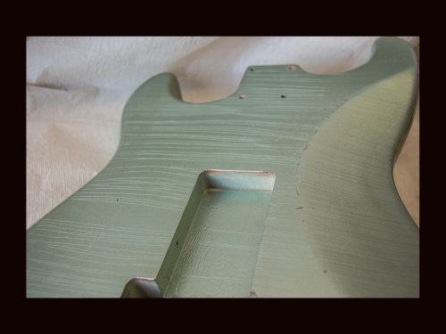 S-Style Body / Swamp Ash / 3 lbs. 10 oz. / Nitrocellulose 'Firemist Silver' / Light Relic (#GIN-3537) - Image 4