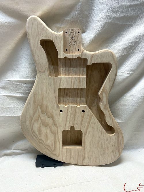 Jazz-Style Body / 2 pc. Ultra Light Swamp Ash / 3 lbs. 13 oz. (#GIN-3519)