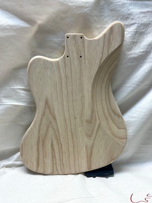 Jazz-Style Body / 2 pc. Ultra Light Swamp Ash / 3 lbs. 13 oz. (#GIN-3519) - Image 2