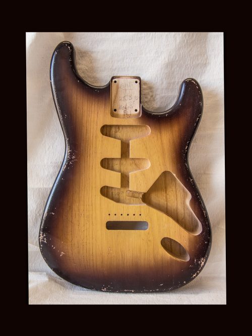 S-Style Body / 1 Piece Ultra Light Swamp Ash / 3 lbs. 5 oz. / Nitrocellulose 'Chocolate-Burst' / Med. Relic (#GIN-3528) - Image 3