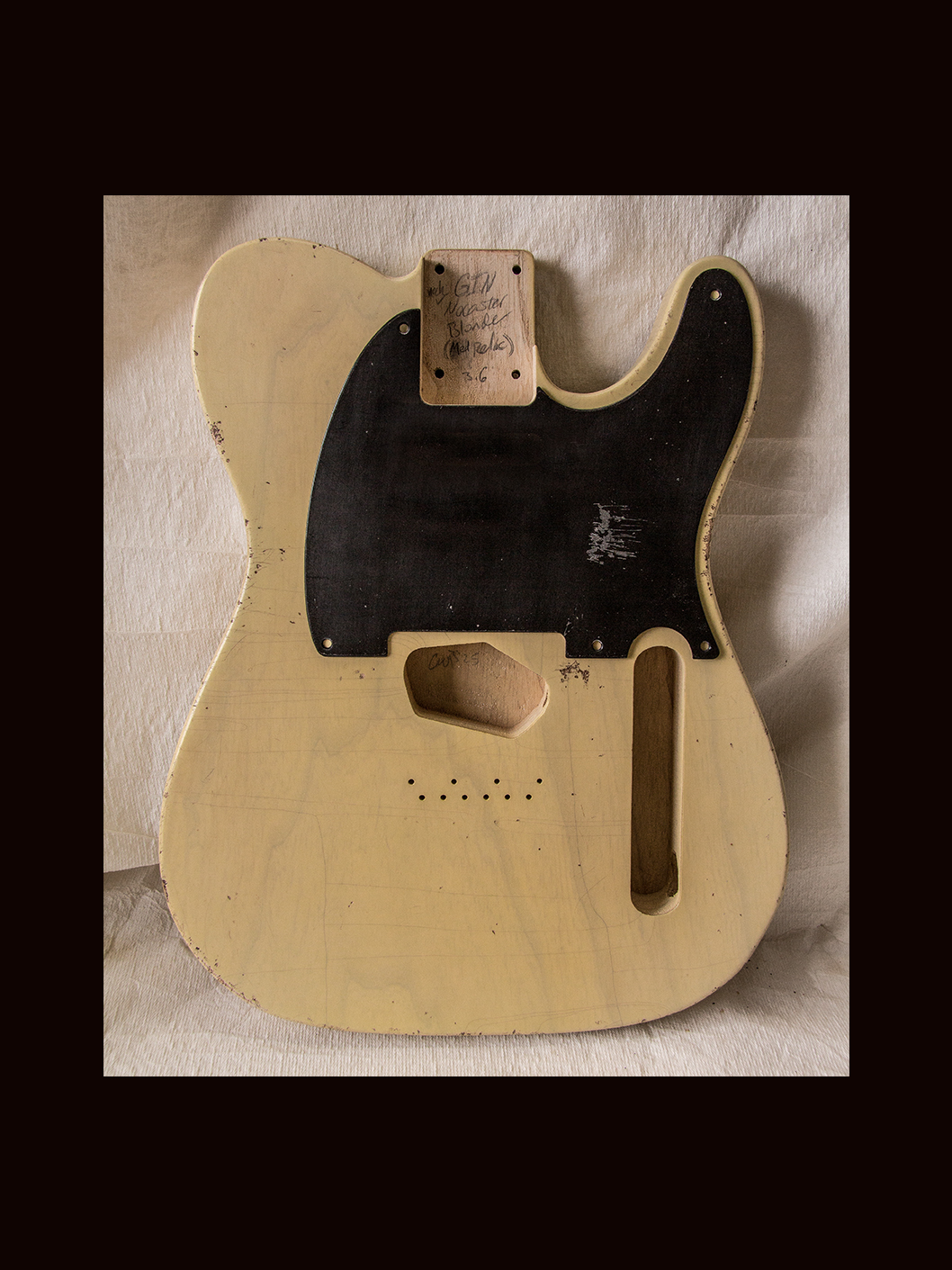 T-Style - Esquire Body / Swamp Ash  / 3 lbs. 7 oz. / Nitrocellulose 'Nocaster Blonde' / Med. Relic (#GIN-3550)