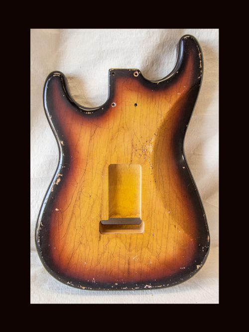 S-Style Body / 1 Piece Ultra Light Swamp Ash / 2 lbs. 14 oz. / Nitrocellulose '3 Tone Burst' / Med. Relic (#GIN-3532) - Image 6