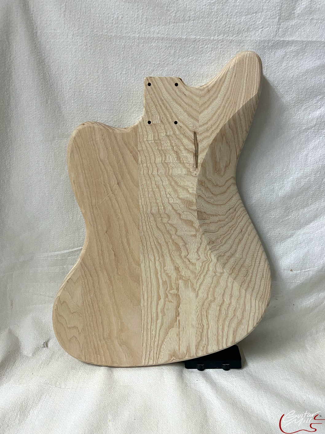 Jazz-Style Body / Swamp Ash / Uni-Rout / Paint Grade / Clearance (#GIN-3619) - Image 2
