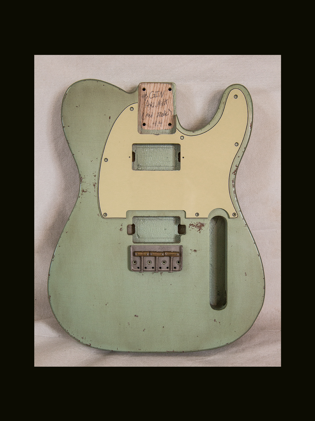 T-Style Body / Swamp Ash / 4 lbs. 4 oz. / Nitrocellulose 'Avocado Mist' / Med. Relic (#GIN-3743)