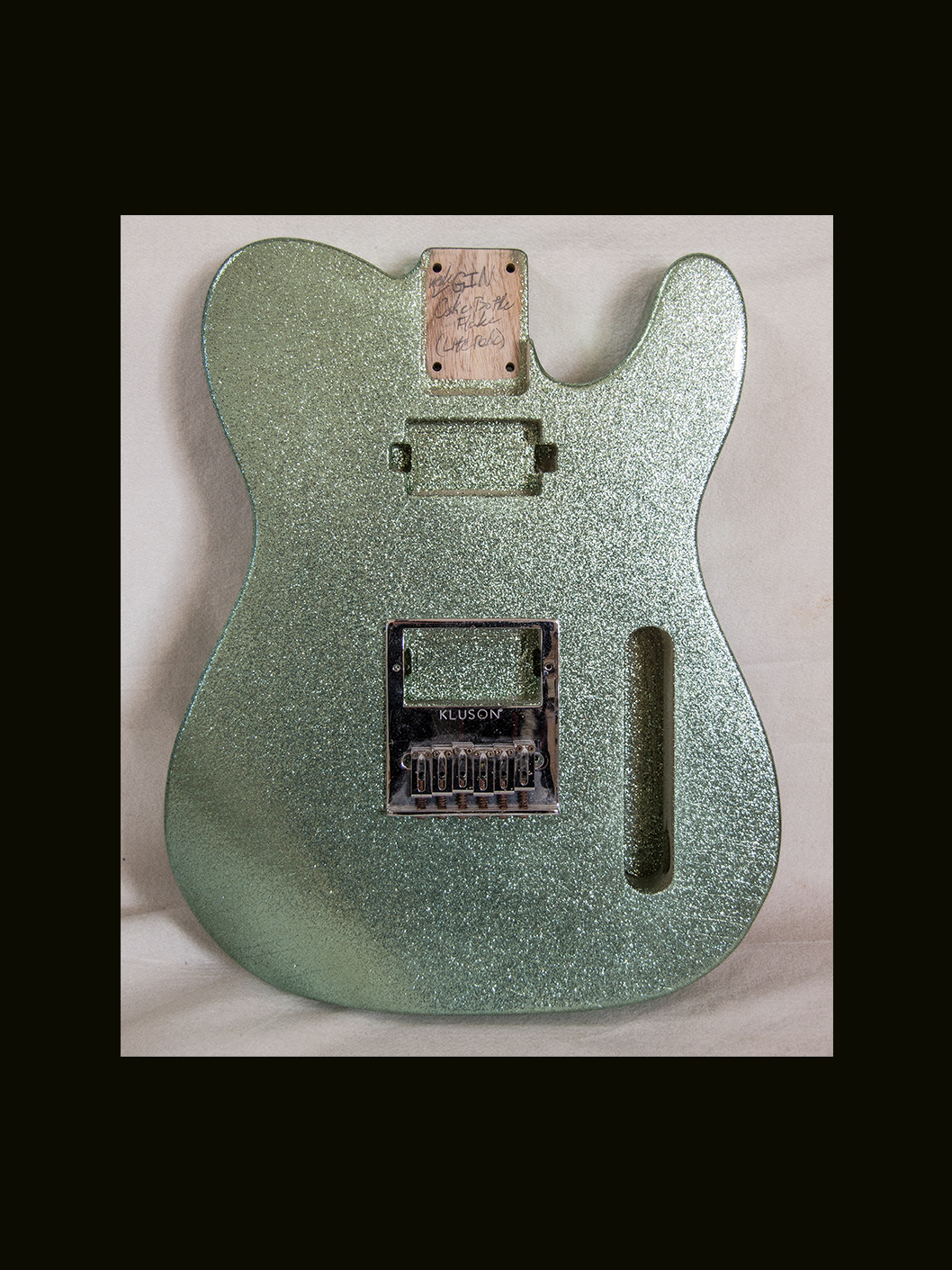 T-Style Body / Swamp Ash / 4 lbs. 1 oz. / Nitrocellulose 'Coke Bottle Green Flake' / 'Closet Clean' w/ Lacquer checking (#GIN-3745) - Image 2