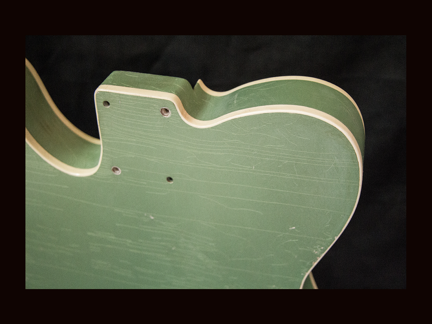 T-Style Body (T-Hollow) - Pickguard Included! /Swamp Ash / 3 lbs. 10 oz. / Nitrocellulose 'Avocado Mist' / Light Relic (#GIN-3710) - Image 7