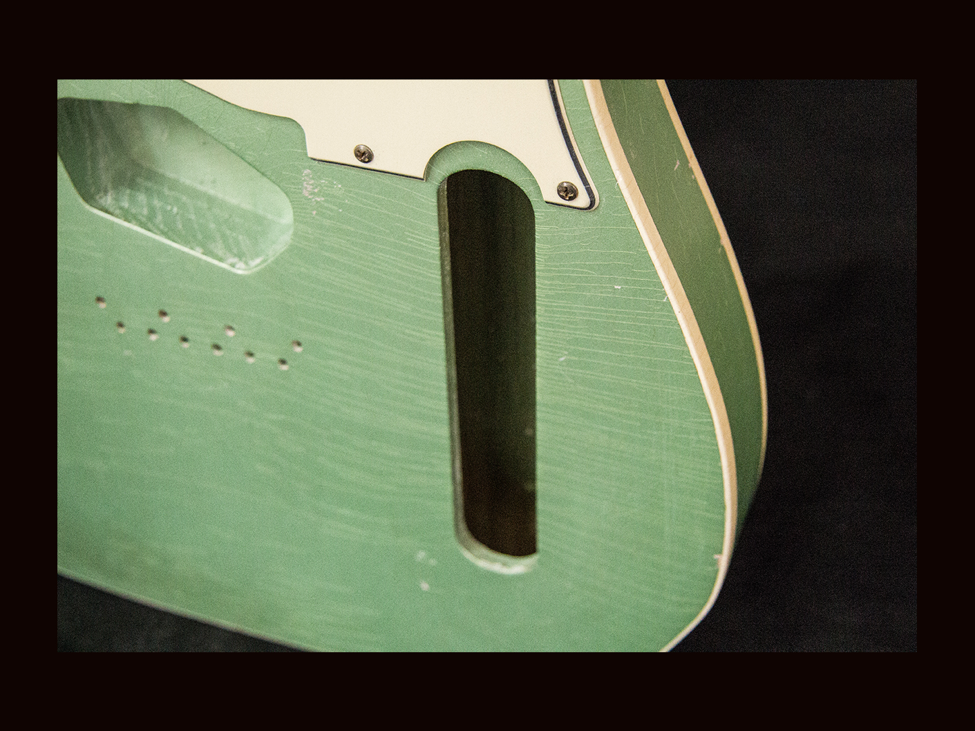 T-Style Body (T-Hollow) - Pickguard Included! /Swamp Ash / 3 lbs. 10 oz. / Nitrocellulose 'Avocado Mist' / Light Relic (#GIN-3710) - Image 8