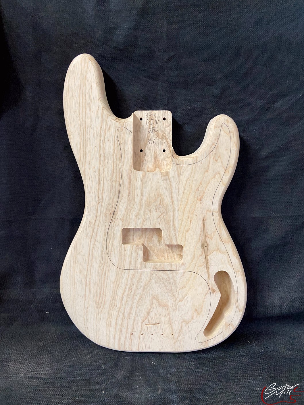 '62 P-Style Bass Body / 2 pc. Ultra Light Swamp Ash / 4 lbs. 6 oz. (#GIN-3799)