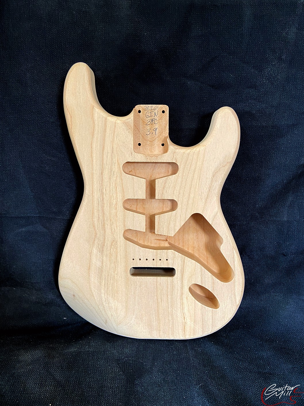 S-Style Body / Ultra Light Alder / 3 lbs. 9 oz. (#GIN-3816)