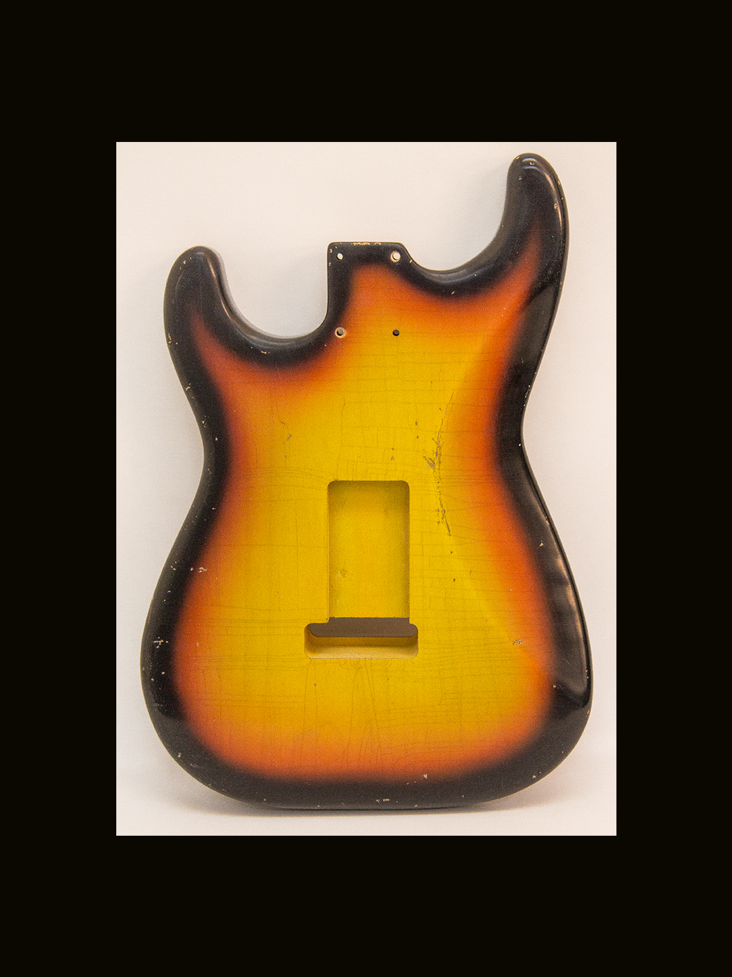 S-Style Body / Alder / 3 lbs. 6 oz. / Nitrocellulose '3 Tone Sunburst'/'Target Burst' / Light Relic (#GIN-3866) - Image 3